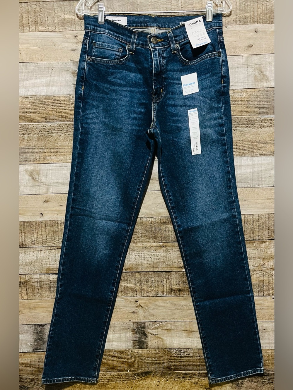 NWT. SONOMA Flexwear Straight Leg Men’s Jeans 30x32 Dark Wash